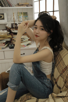 美女胸18以下禁止看禁网站